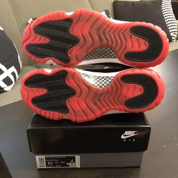 Air Jordan 11 Low Retro Concord Bred - Picture 7 of 7